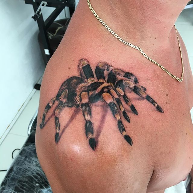 Realistic 3D Tarantula Tattoo On Men Shoulder